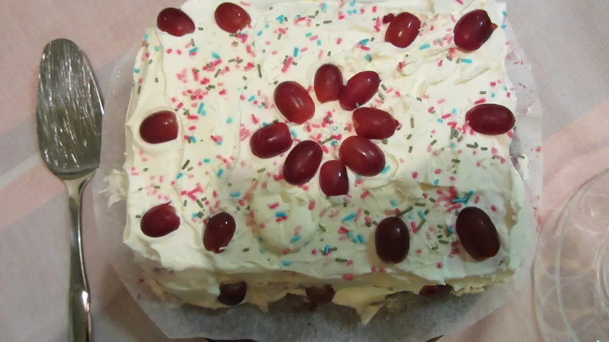 Bella – cake shop in The Wrythe, London